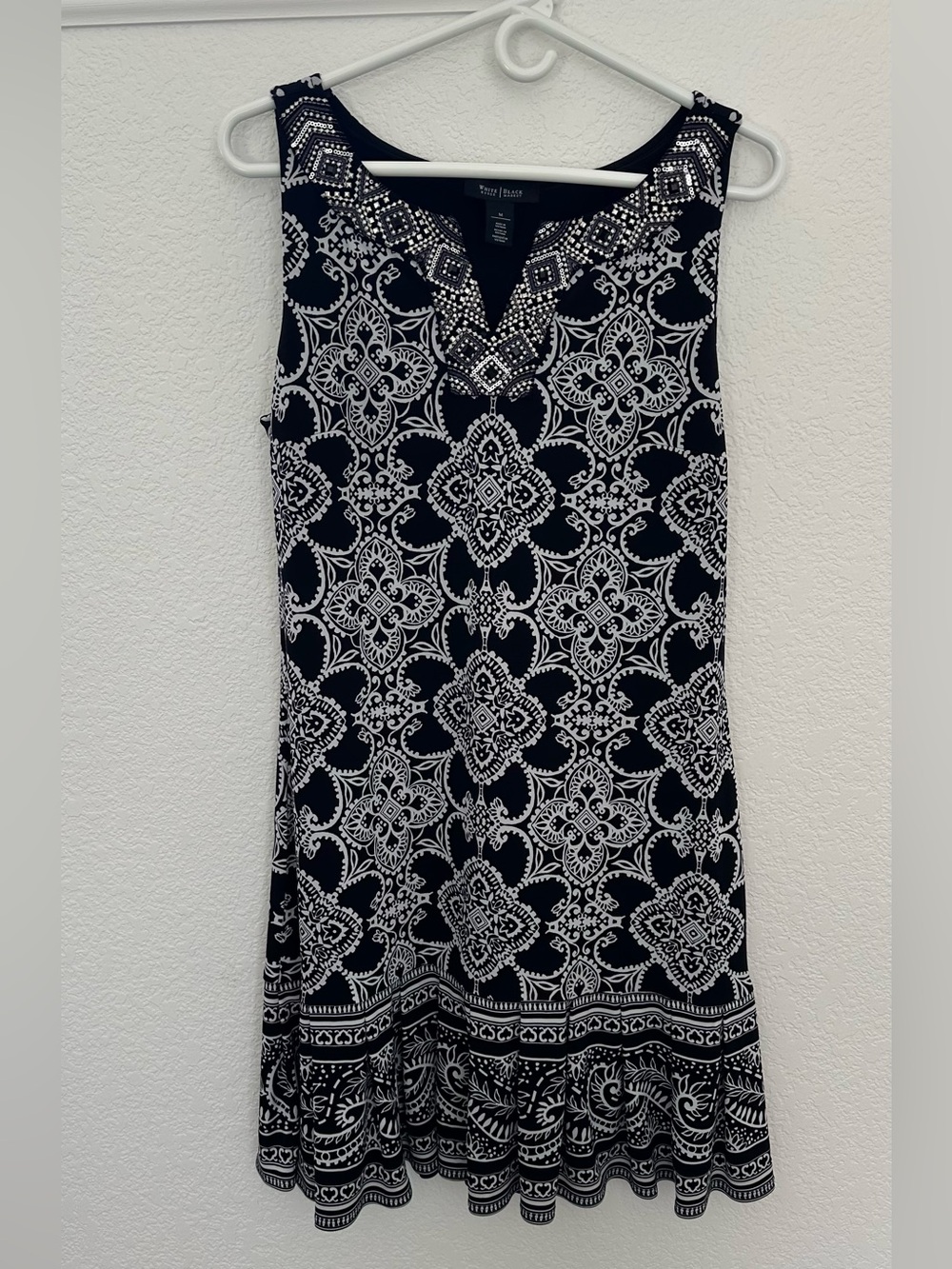 White House Black Market Black & White Beaded V-Neck Tank Dress